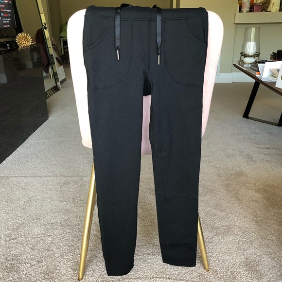 lululemon high waisted leggings with pockets